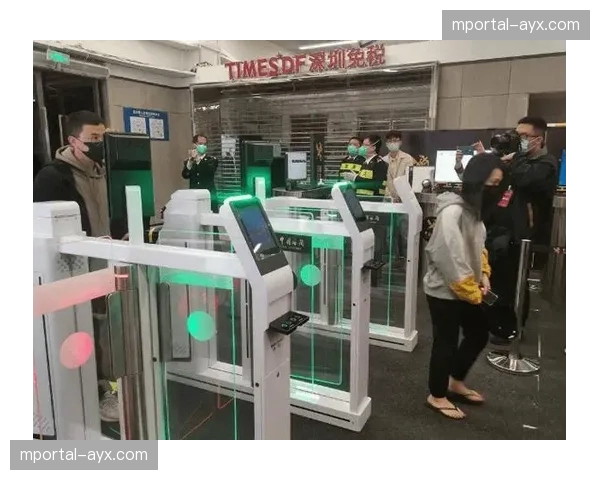 入场闸机流量实时驱动疏导话术，观众排队焦虑得到缓解